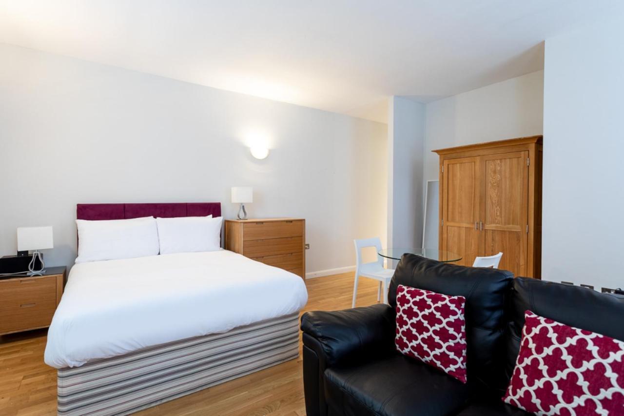 Groveland Court Apartment 1 Лондон Экстерьер фото
