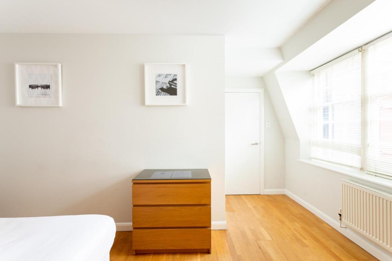 Groveland Court Apartment 1 Лондон Экстерьер фото